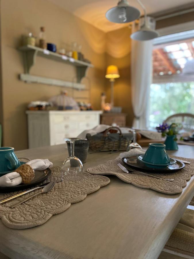 L'Eveil En Provence Bed & Breakfast Entrecasteaux Exterior photo